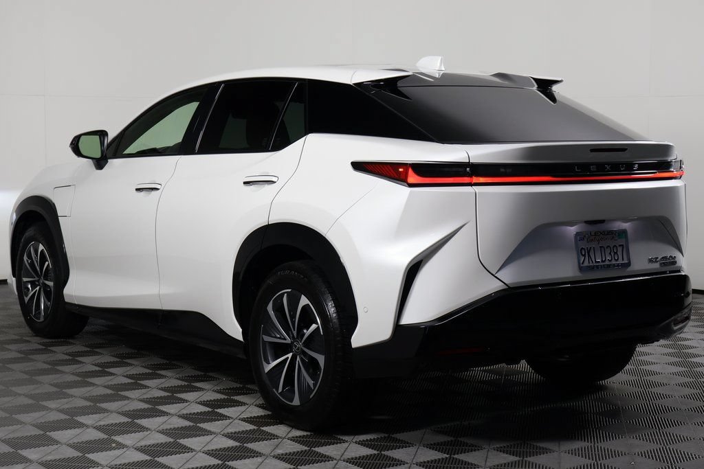 Certified 2023 Lexus RZ 450e Premium w/ Technology Package AWD/4WD image 6