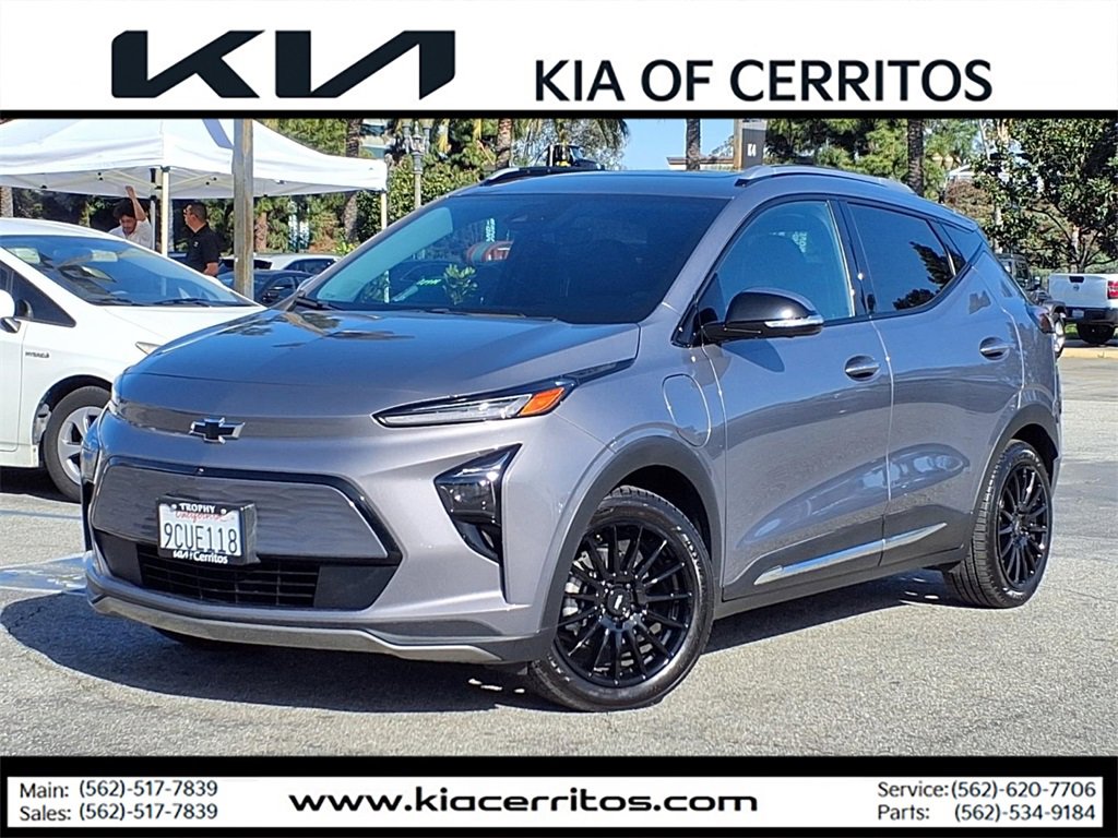 Used 2022 Chevrolet Bolt EUV Premier w/ Sun & Sound Package image 1