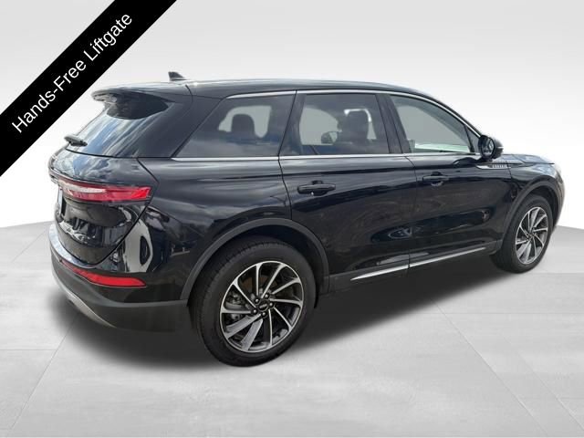 Used 2023 Lincoln Corsair Standard w/ Equipment Group 101A image 8