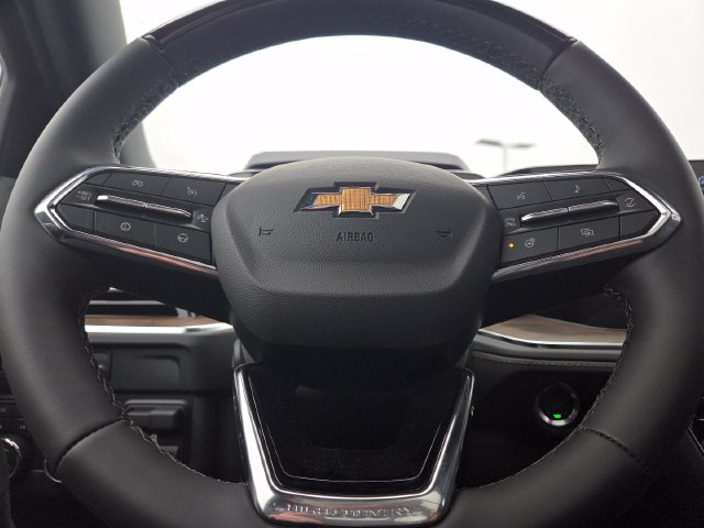 New 2026 Chevrolet Suburban High Country AWD/4WD image 41