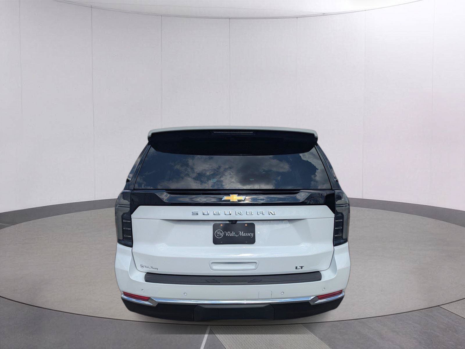 New 2026 Chevrolet Suburban LT w/ Comfort Package RWD image 4