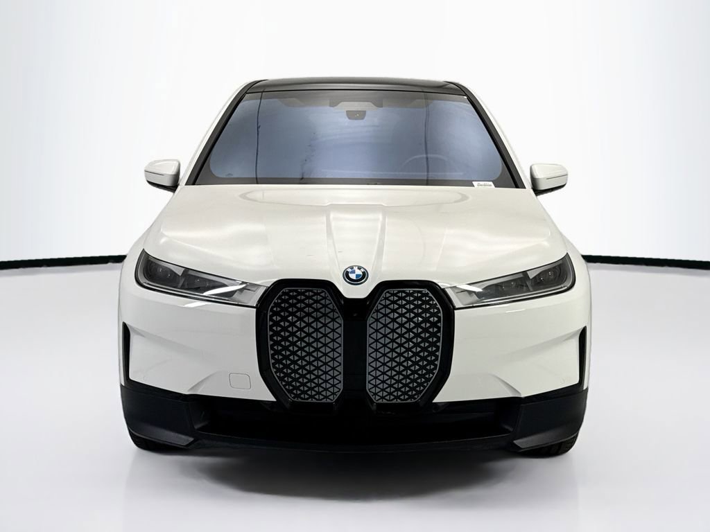 Certified 2024 BMW iX xDrive50 w/ Premium Package AWD/4WD image 2
