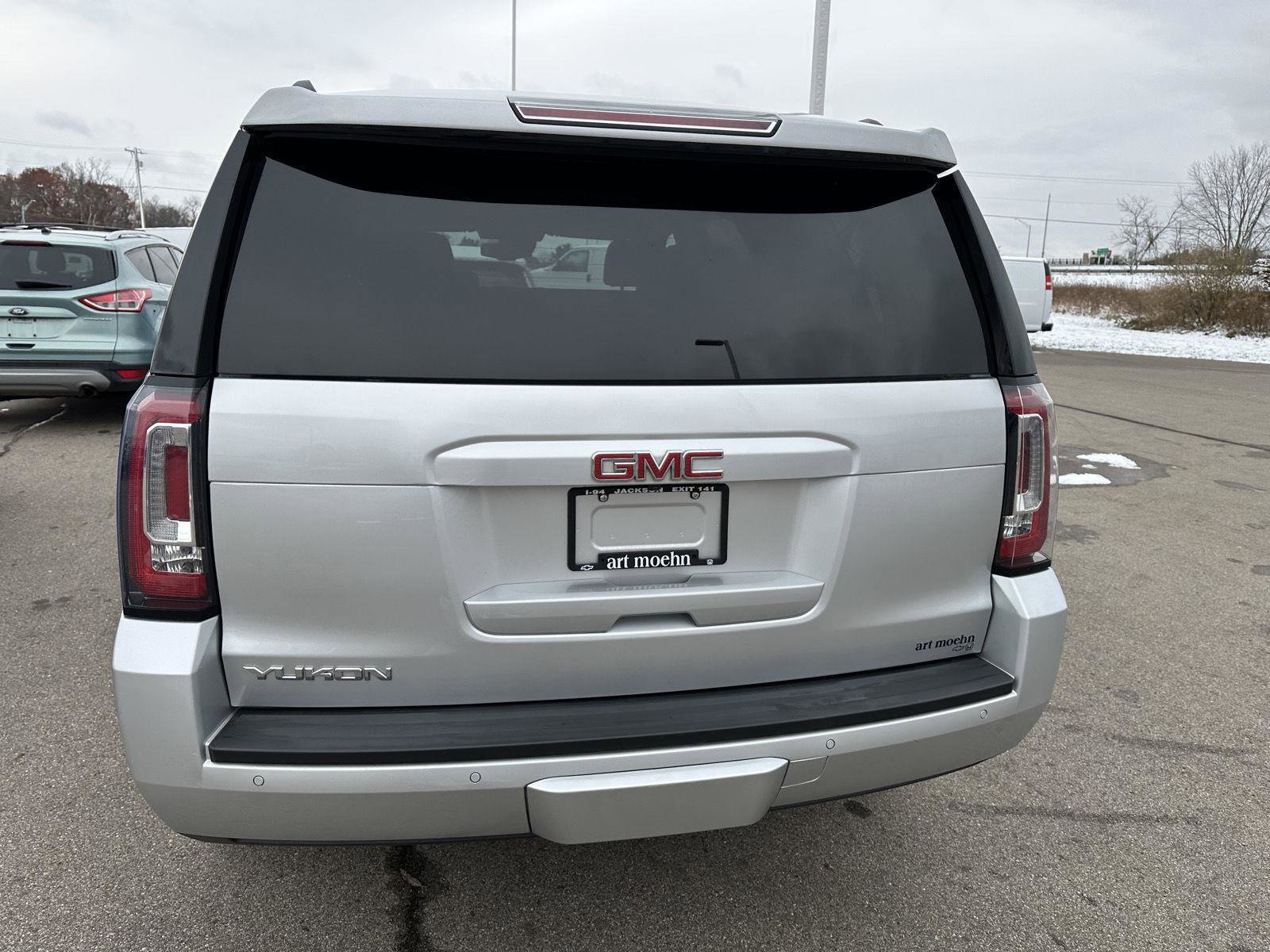 Used 2020 GMC Yukon SLE w/ SLE Value Package image 4