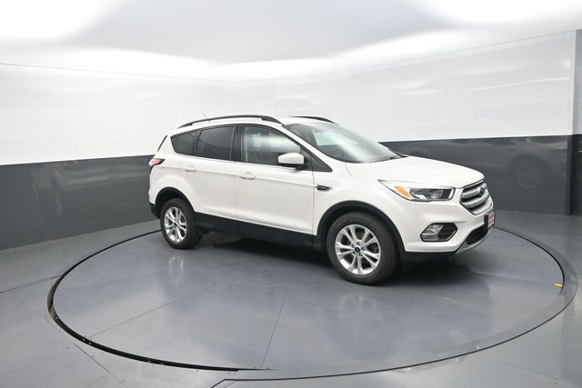 Used 2018 Ford Escape SE image 96