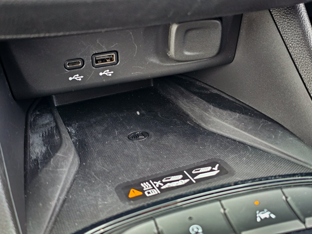 Used 2025 Buick Envista Avenir FWD image 28