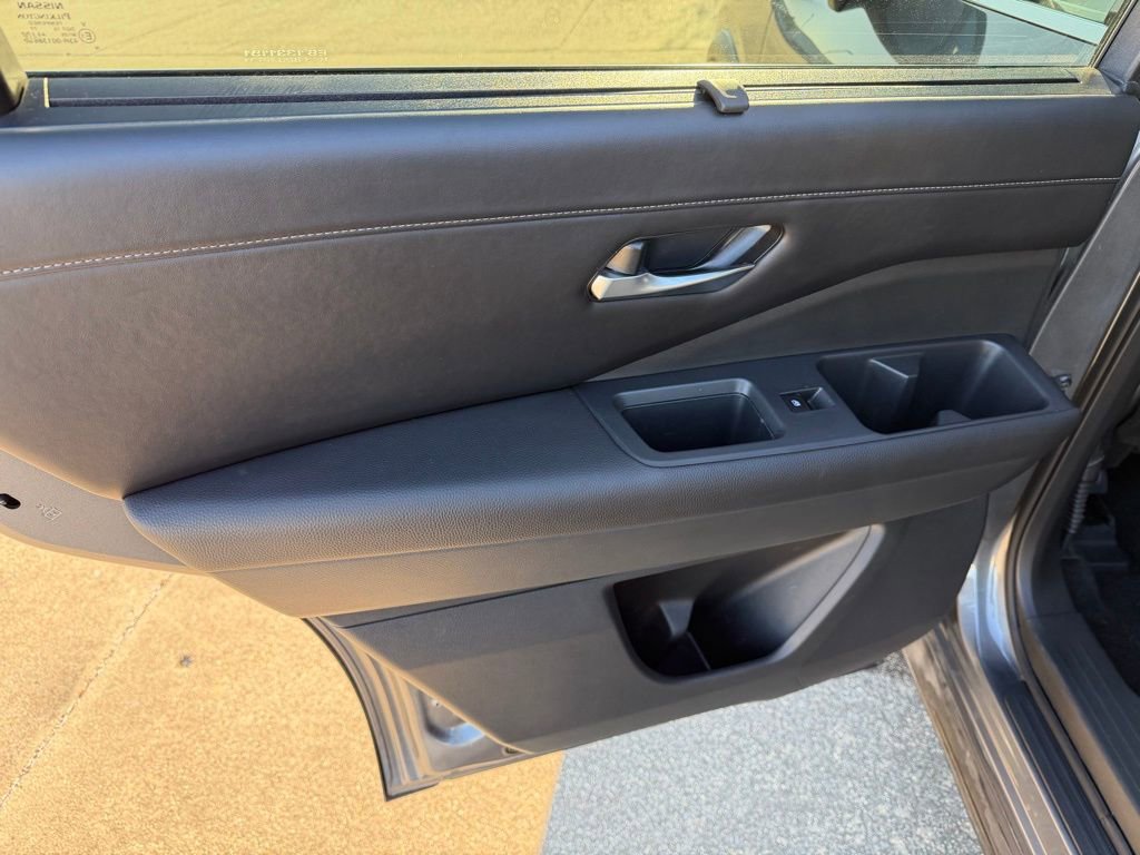 Used 2024 Nissan Pathfinder SL w/ SL Premium Package image 15
