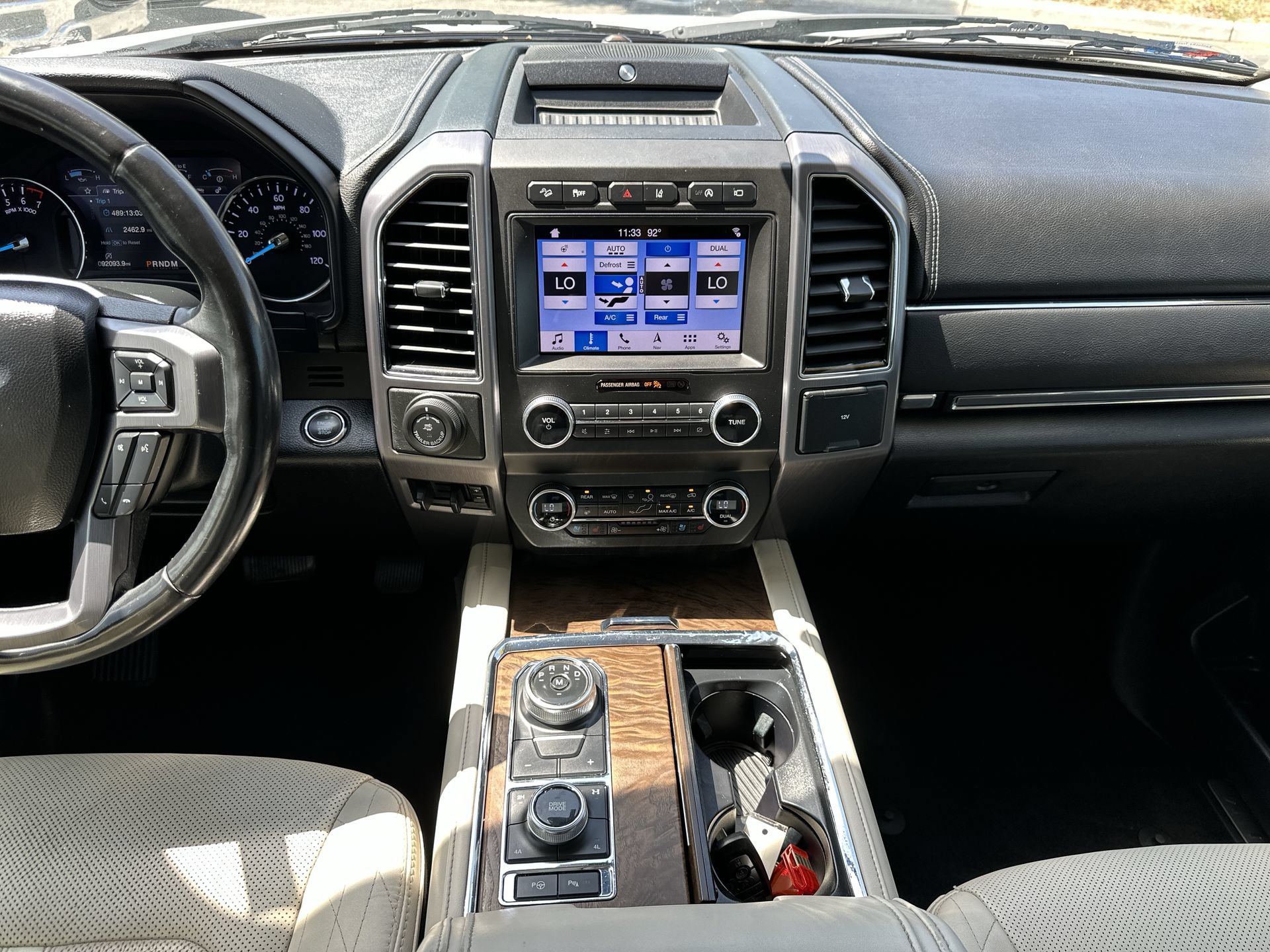Used 2019 Ford Expedition Max Platinum AWD/4WD image 17
