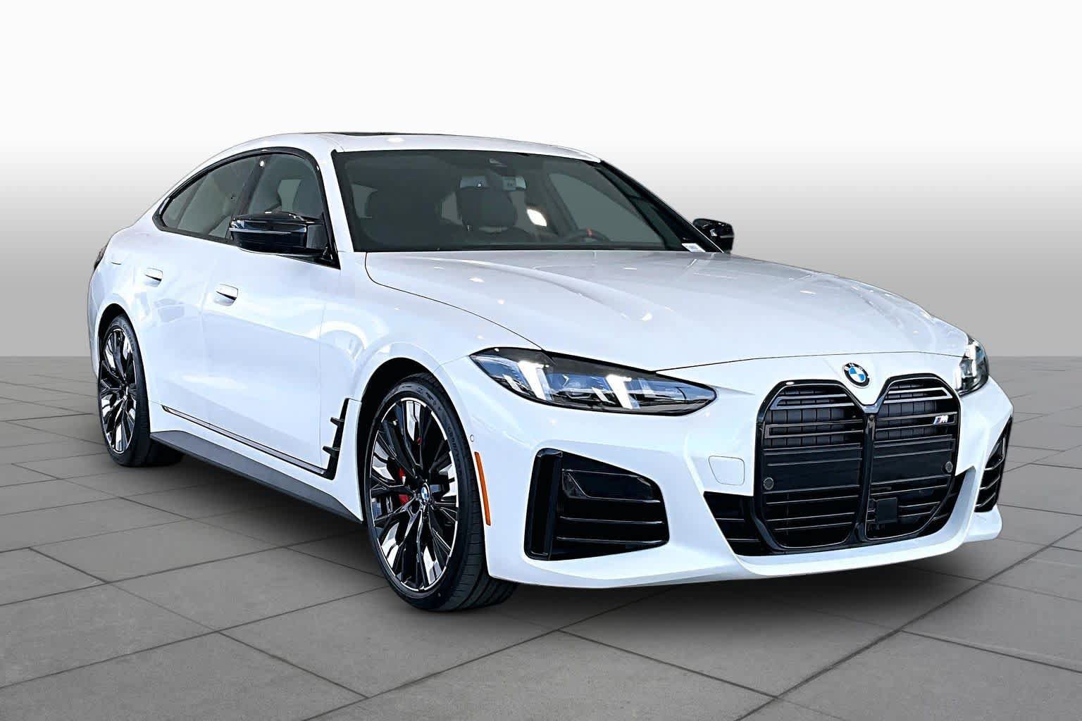New 2026 BMW M440i w/ Premium Package RWD image 2