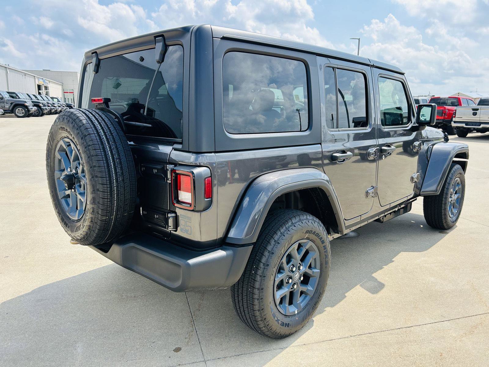 New 2026 Jeep Wrangler Unlimited Sport AWD/4WD image 36