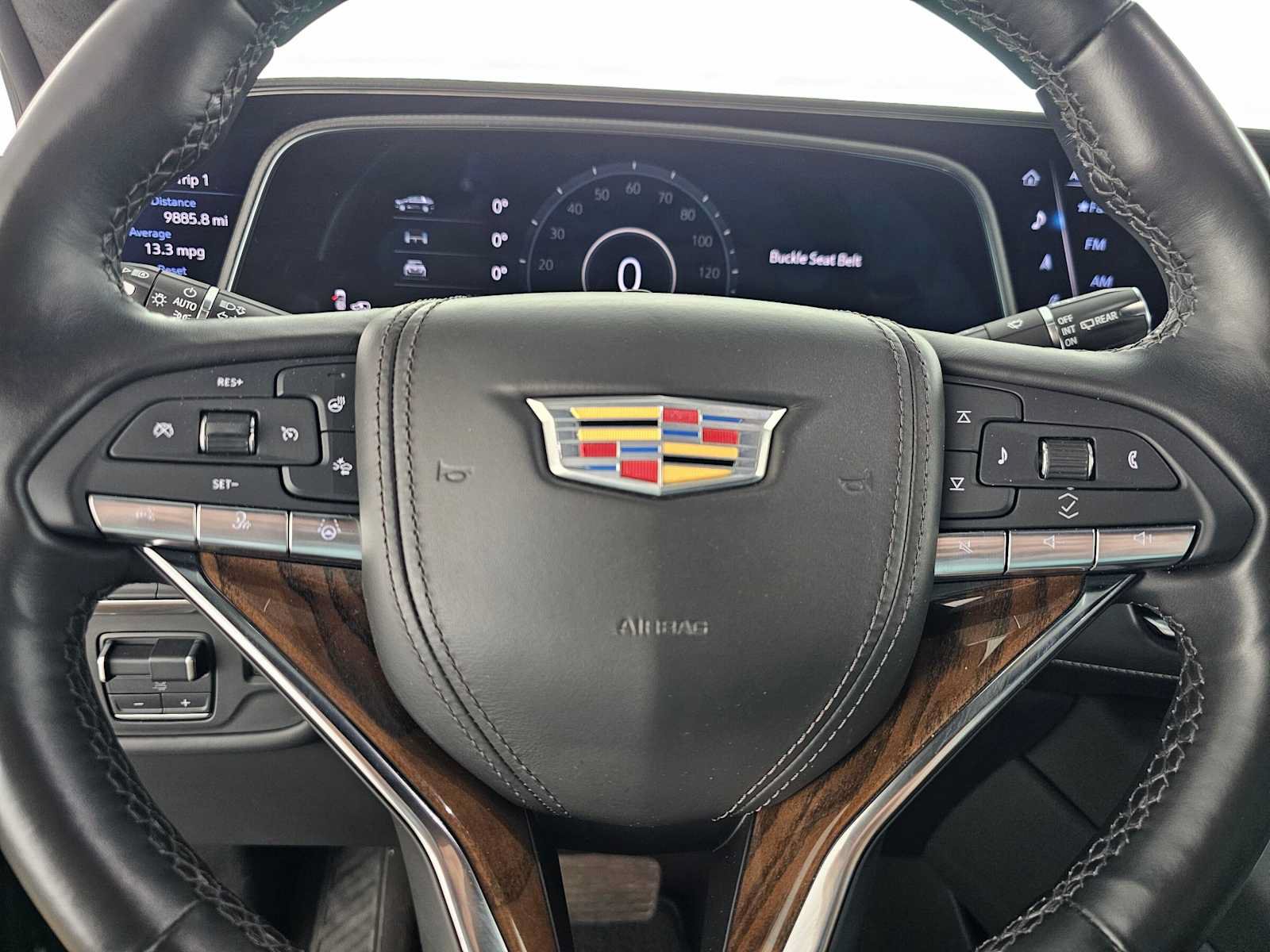 Used 2024 Cadillac Escalade ESV Premium Luxury Platinum AWD/4WD image 25