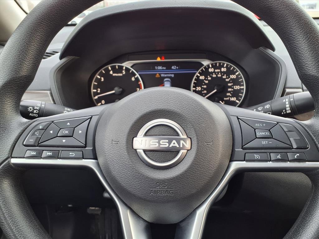 Used 2024 Nissan Altima 2.5 SV image 5