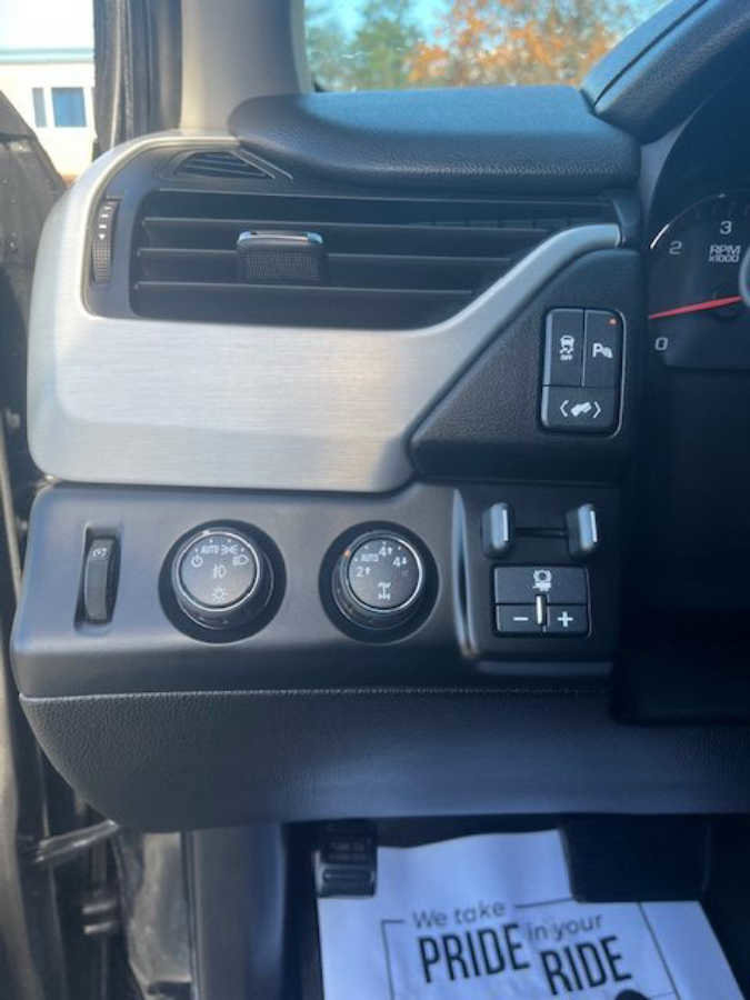 Used 2015 GMC Yukon SLE w/ Convenience Package image 6