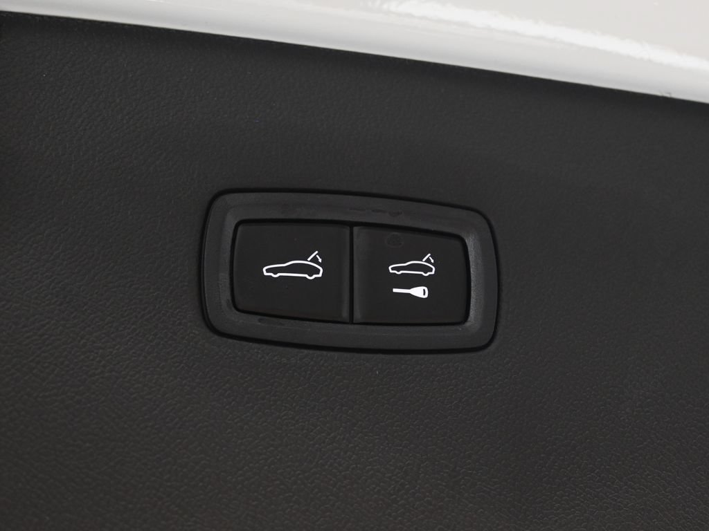 Used 2026 Porsche Cayenne Coupe AWD/4WD image 44