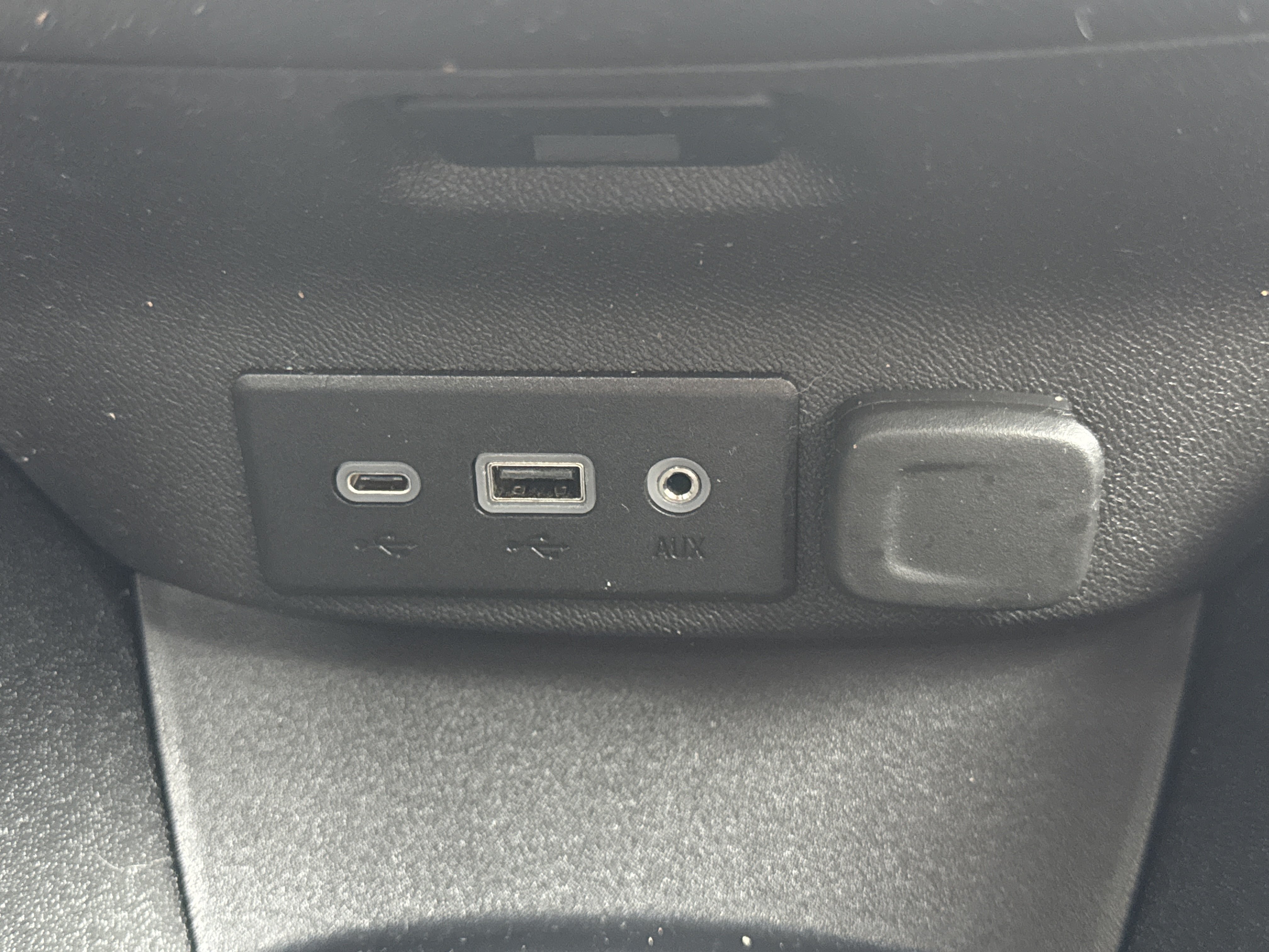 Used 2022 Chevrolet Malibu LS FWD image 14