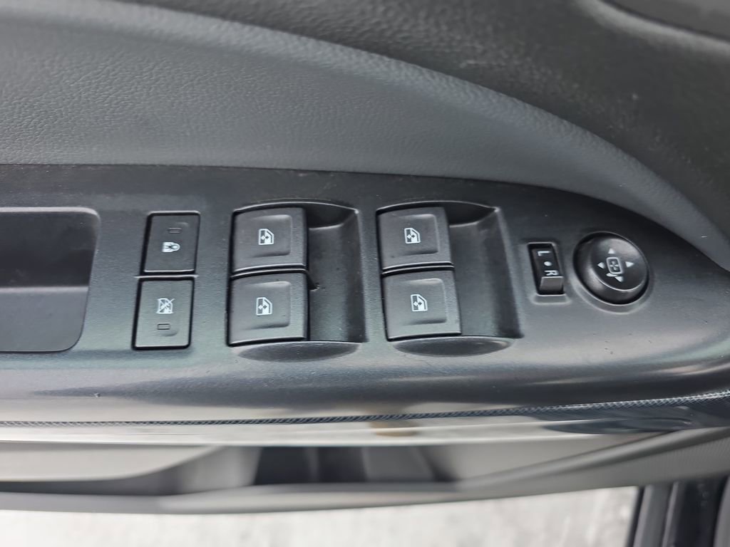 Used 2022 Chevrolet Colorado Z71 w/ Z71 Midnight Edition image 25