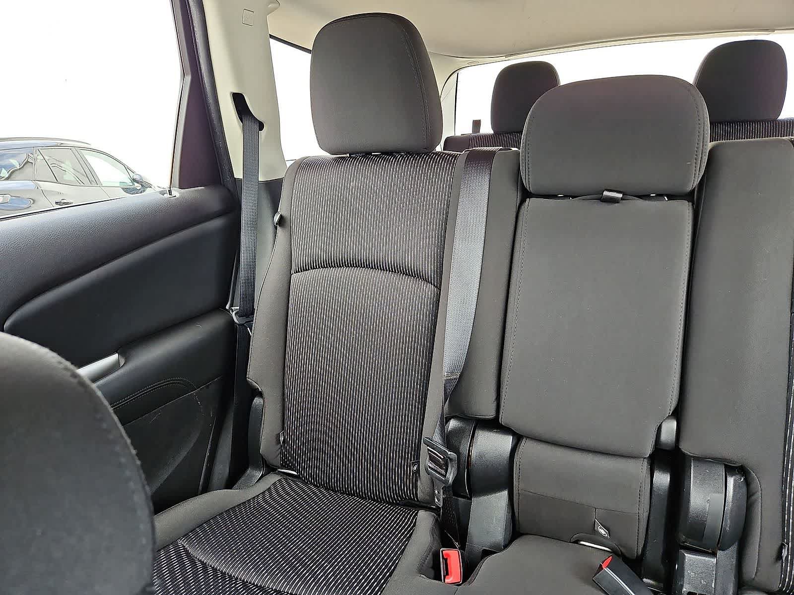 Used 2014 Dodge Journey SE w/ Flexible Seating Group FWD image 13