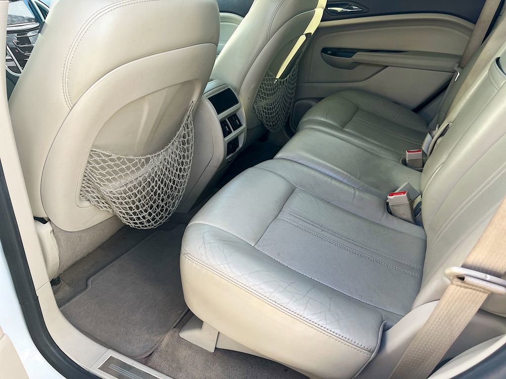 Used 2016 Cadillac SRX Luxury w/ Driver Awareness Package image 24