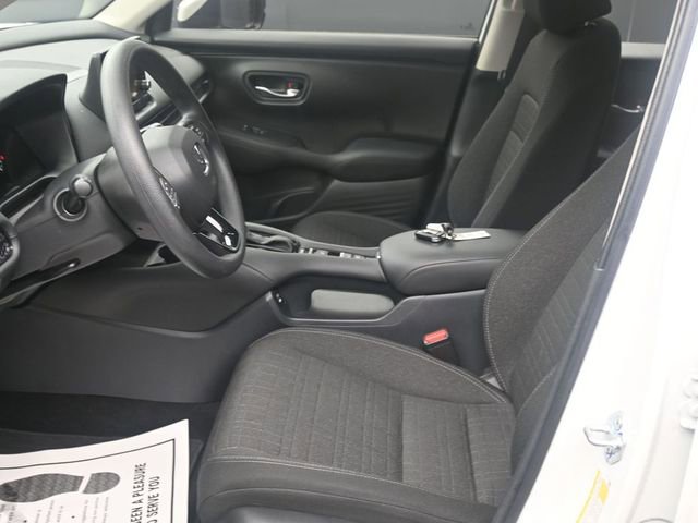 Used 2025 Honda HR-V LX image 15