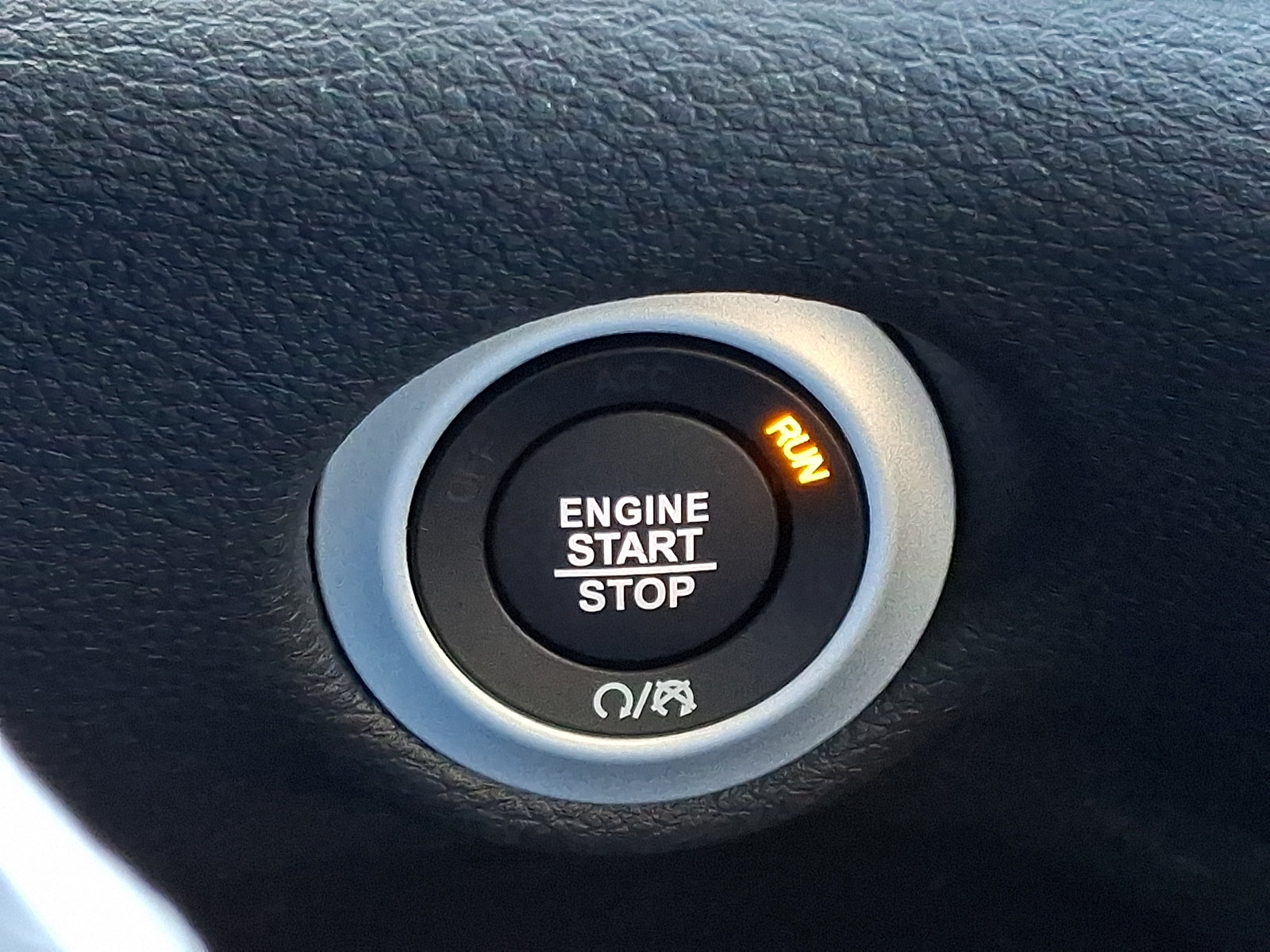 New 2026 Chrysler Pacifica Select FWD image 15
