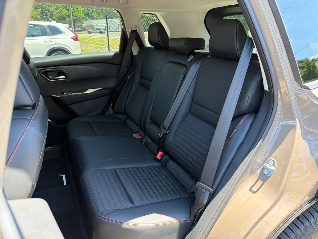 New 2026 Nissan Rogue SV w/ Rock Creek Premium Package AWD/4WD image 18