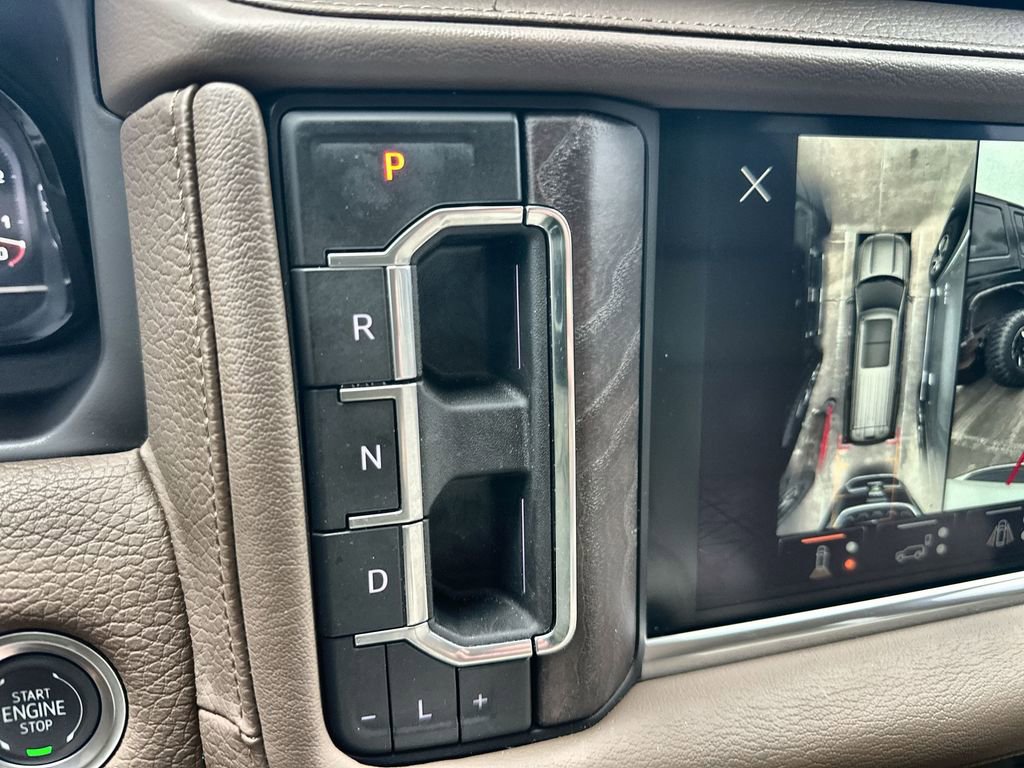 Used 2024 GMC Yukon XL Denali w/ Advanced Technology Package AWD/4WD image 26