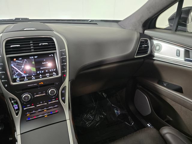 Used 2018 Lincoln MKX Black Label w/ Driver Assistance Package AWD/4WD image 23