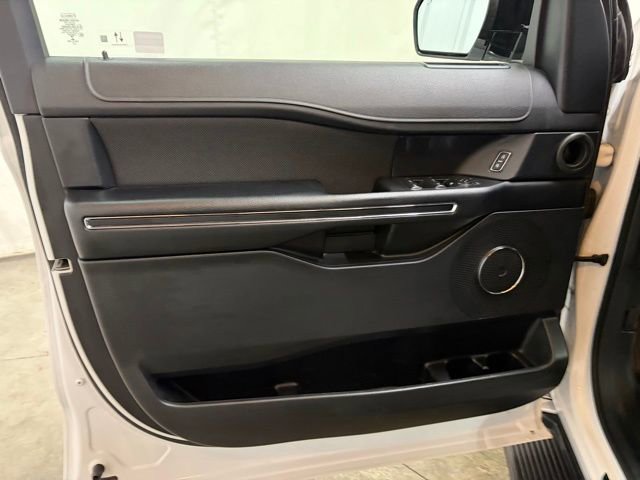 Used 2021 Ford Expedition XL AWD/4WD image 30