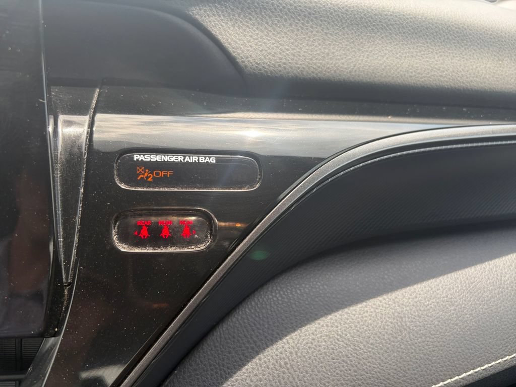 Used 2021 Toyota Camry SE FWD image 29