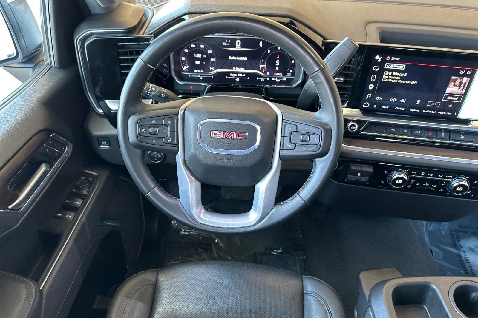 Used 2025 GMC Sierra 1500 SLT RWD image 15