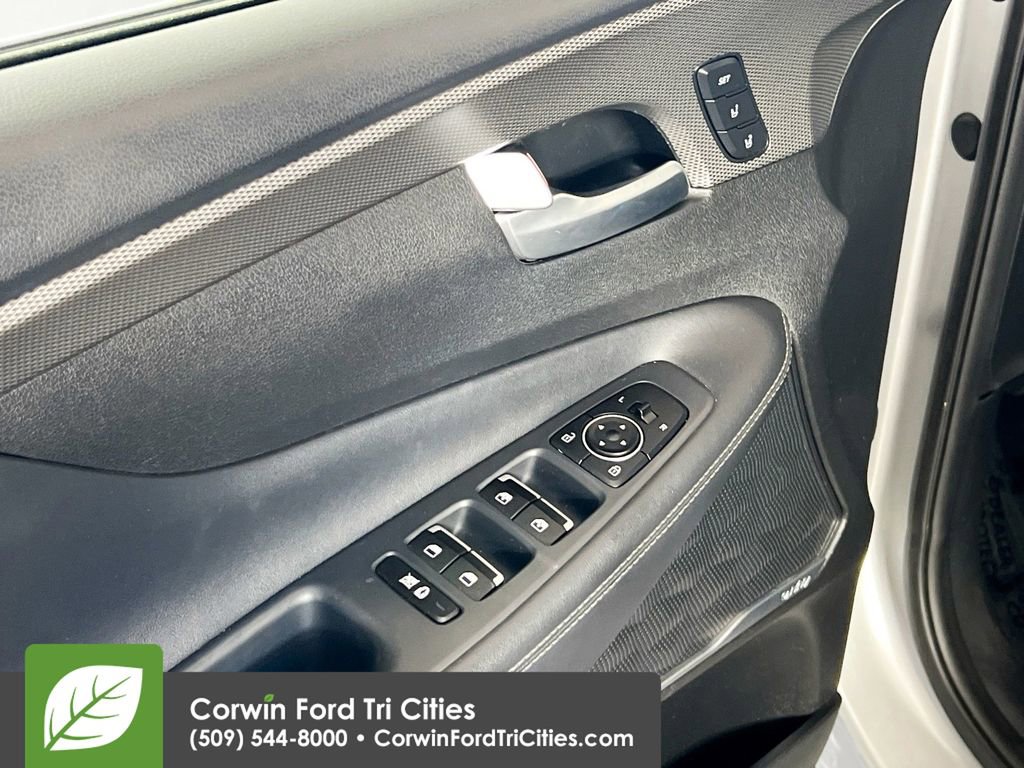 Used 2020 Hyundai Santa Fe Limited w/ Cargo Package AWD/4WD image 12