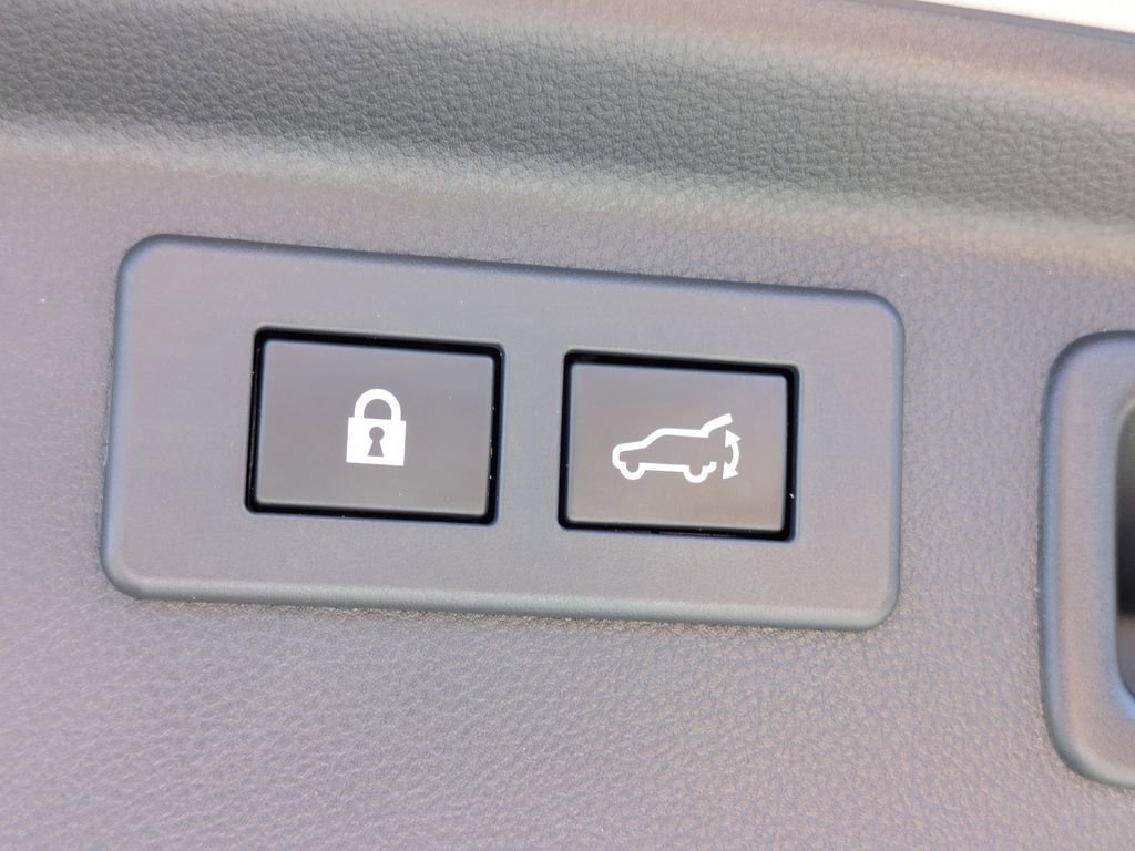 Used 2023 Subaru Forester Sport image 16