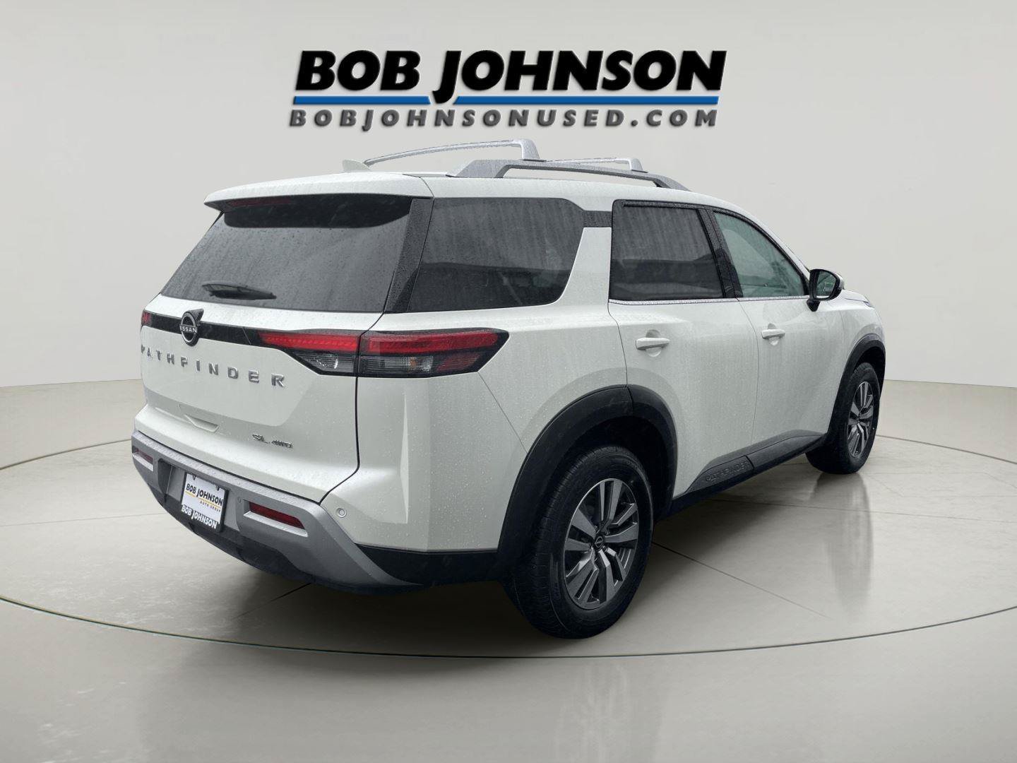 Used 2023 Nissan Pathfinder SL AWD/4WD image 3