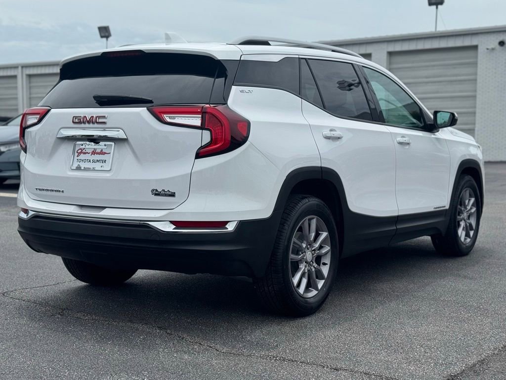 Used 2024 GMC Terrain SLT FWD image 13