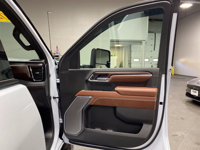 Used 2026 GMC Sierra 2500 Denali Ultimate AWD/4WD image 28