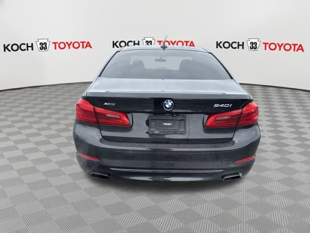 Used 2017 BMW 540i xDrive image 7