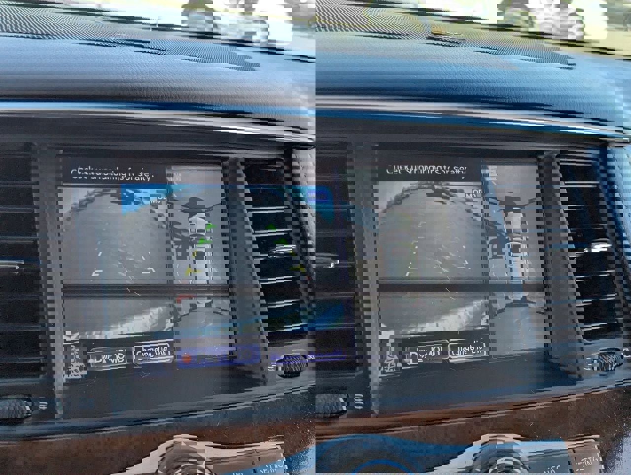 Used 2016 INFINITI QX80 2WD w/ Deluxe Technology Package image 24