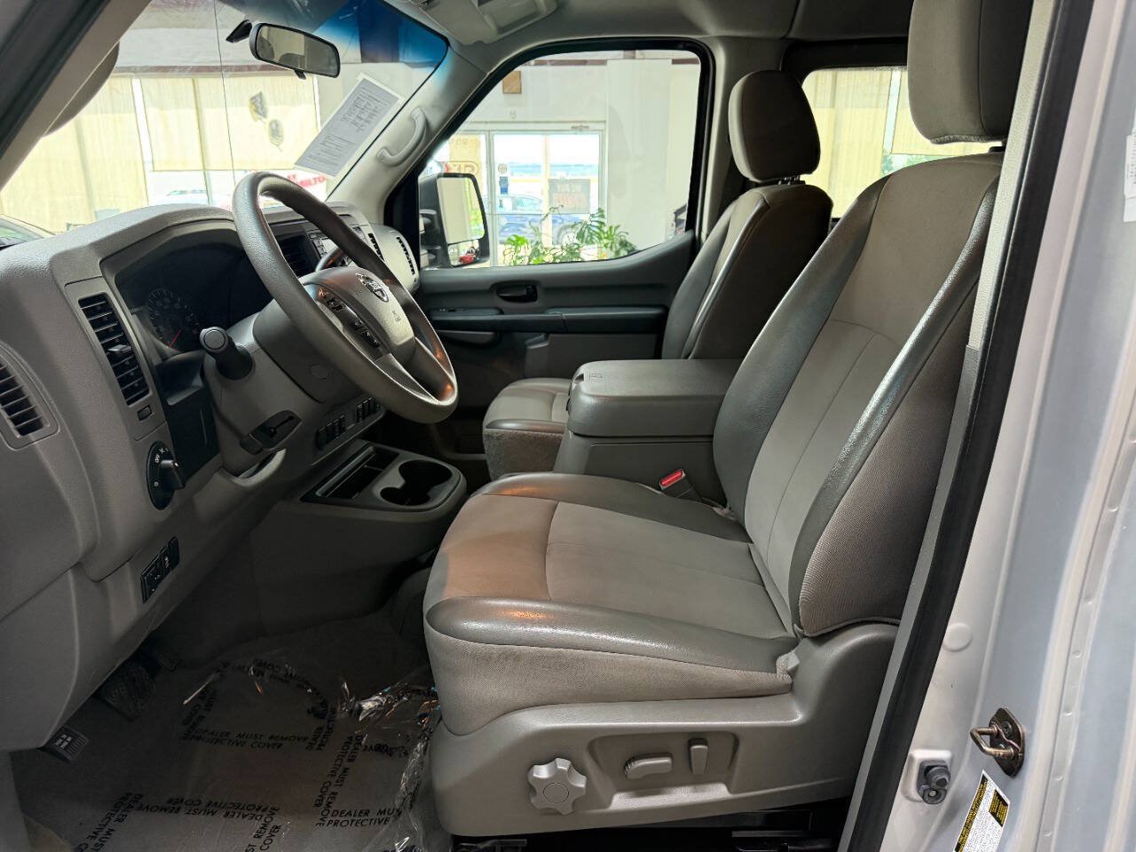 Used 2017 Nissan NV 3500 SV w/ SV Technology Package RWD image 12