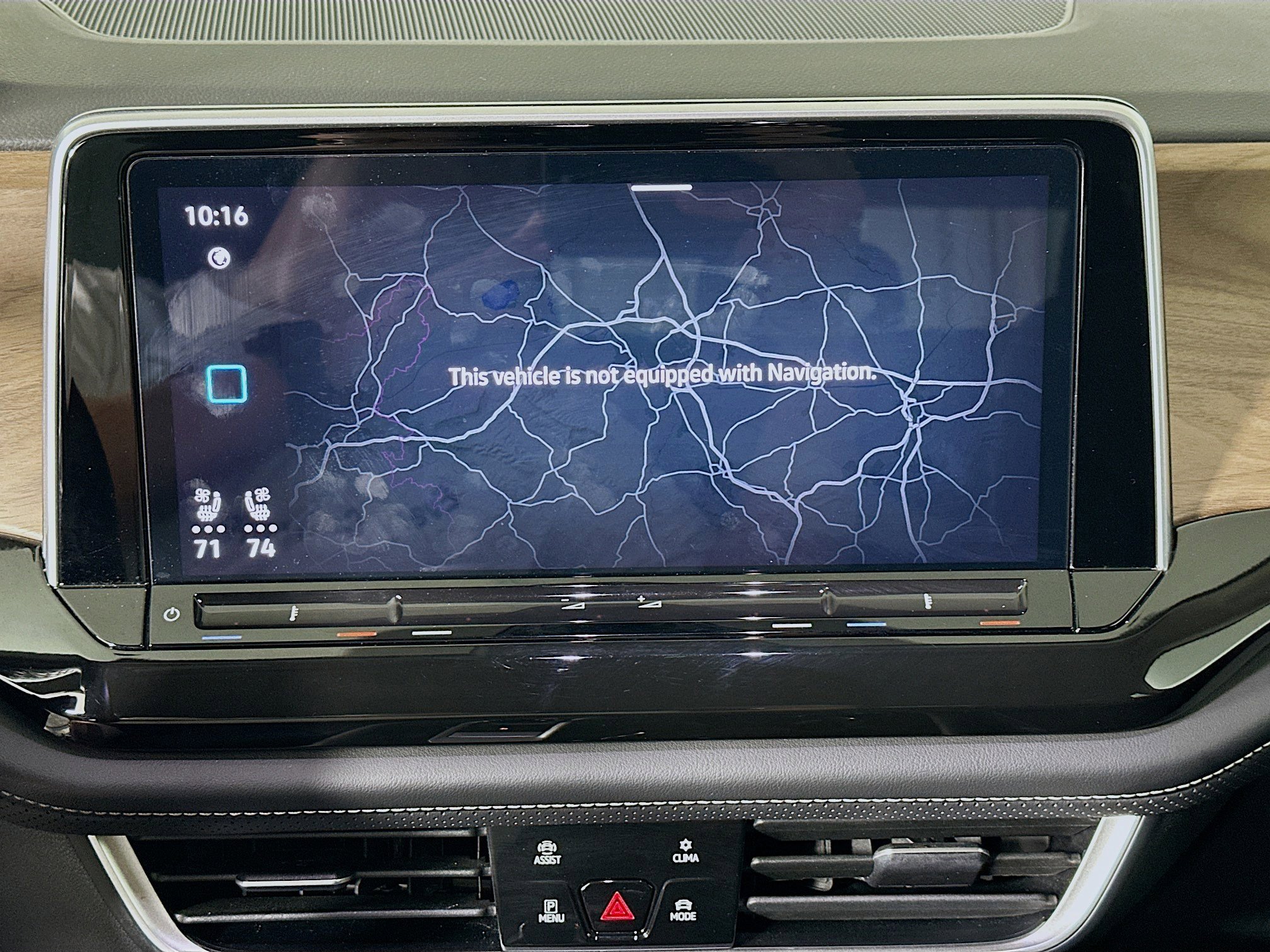 Used 2025 Volkswagen Atlas SE image 22