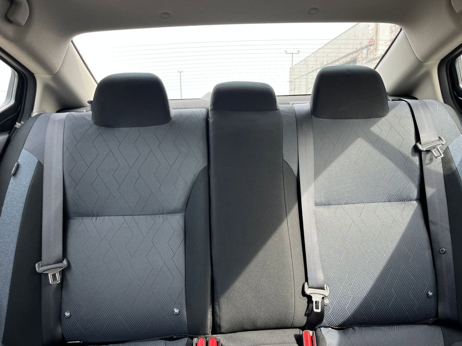 Used 2025 Nissan Versa SV FWD image 37