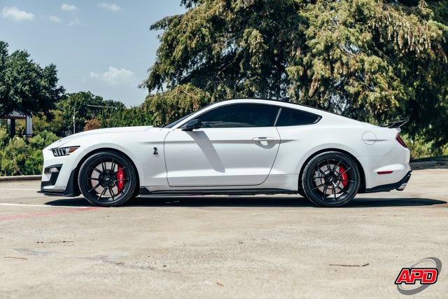 Used 2021 Ford Mustang Shelby GT500 w/ Technology Package RWD image 64