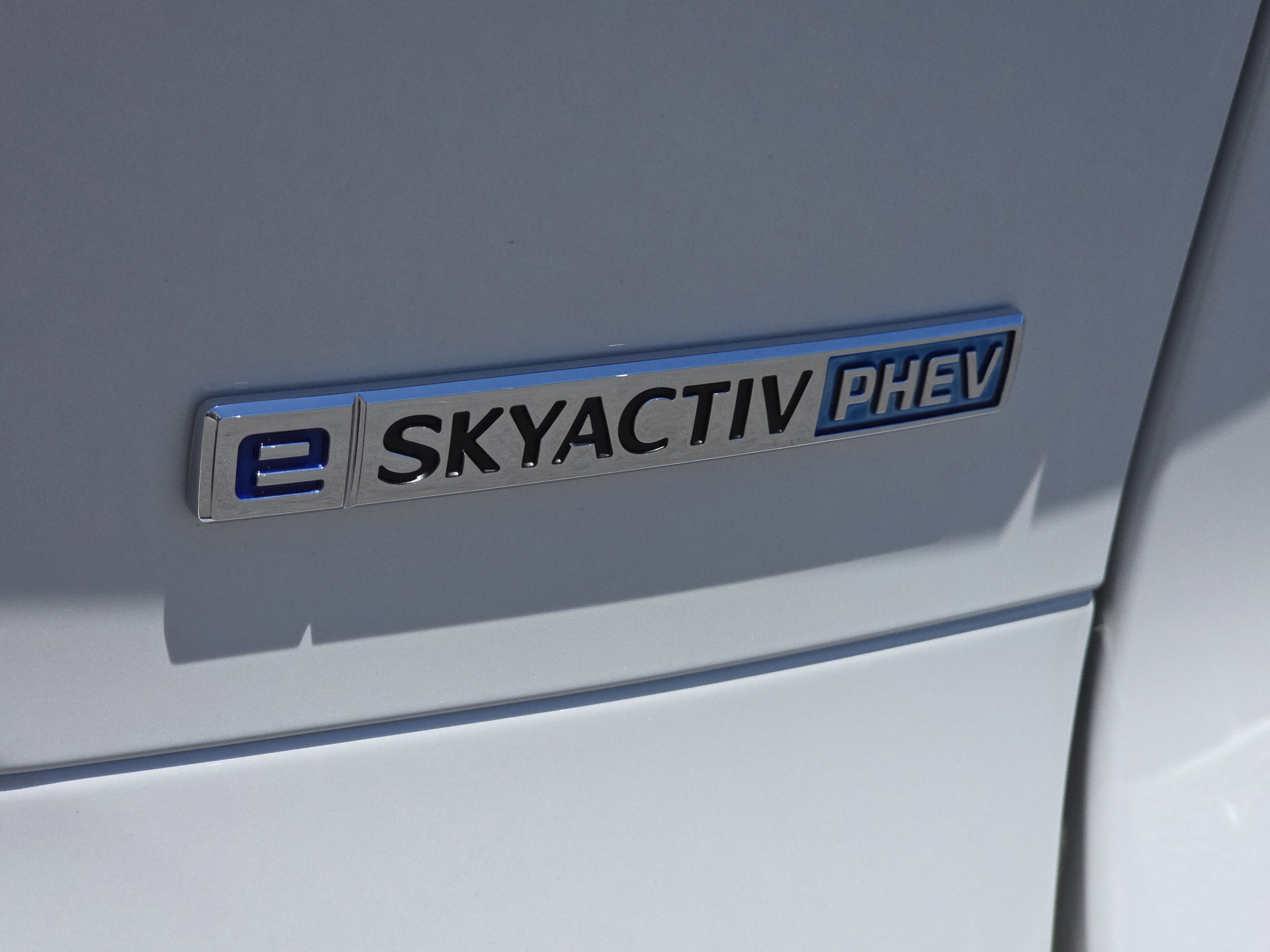 New 2025 MAZDA CX-90 Plug-In Hybrid w/Premium Sport image 7