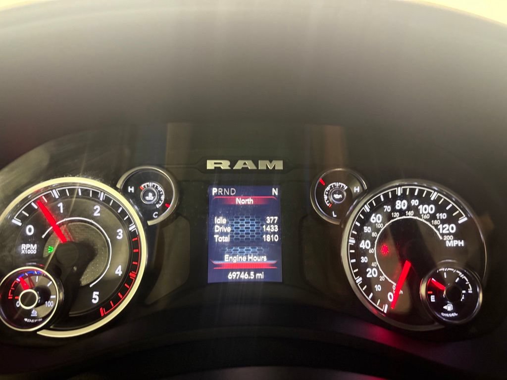 Used 2024 RAM 3500 Big Horn AWD/4WD image 18