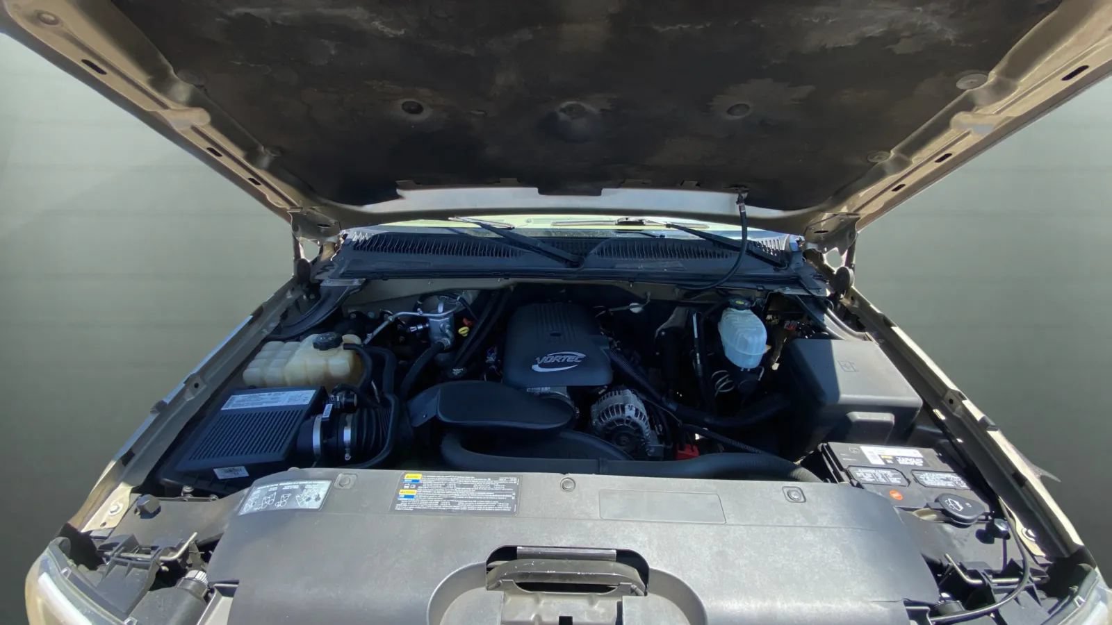 Used 2004 Chevrolet Silverado 2500 LT RWD image 23