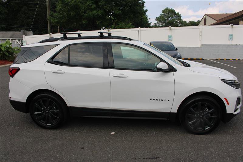 Used 2023 Chevrolet Equinox RS w/ RS Leather Package image 10