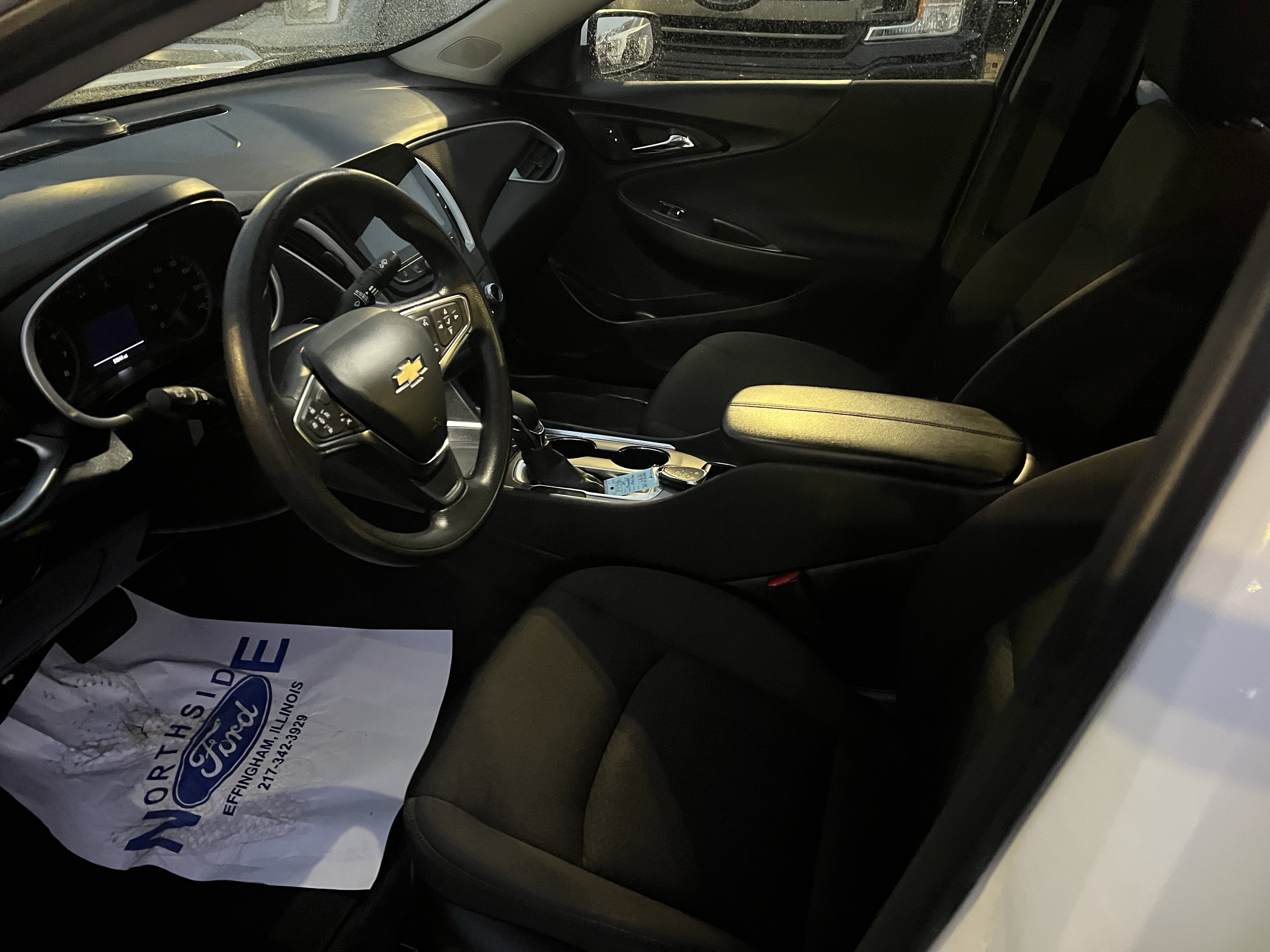 Used 2024 Chevrolet Malibu LT FWD image 11
