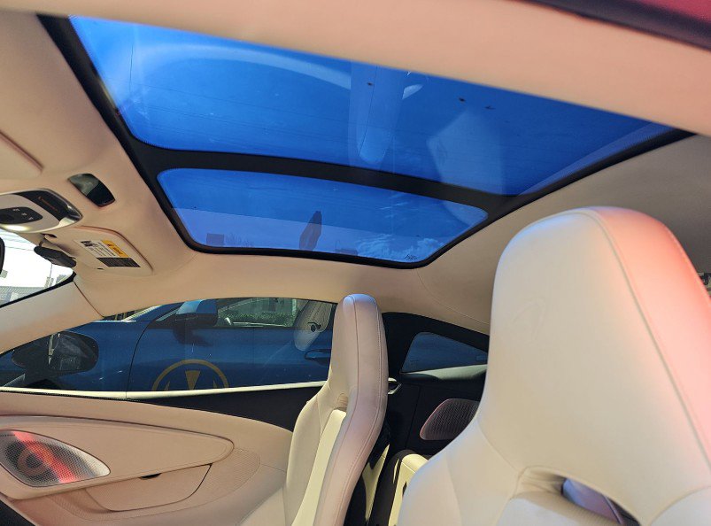 Used 2021 McLaren GT image 2