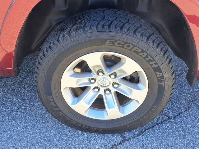 Used 2019 RAM 1500 Laramie AWD/4WD image 25