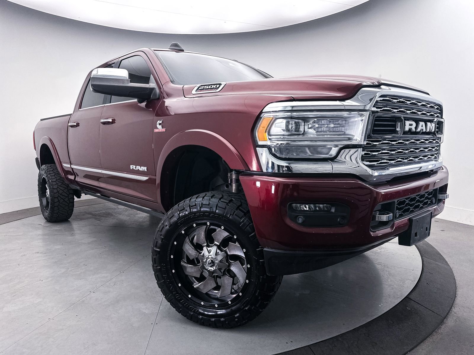 Used 2019 RAM 2500 Limited AWD/4WD image 2