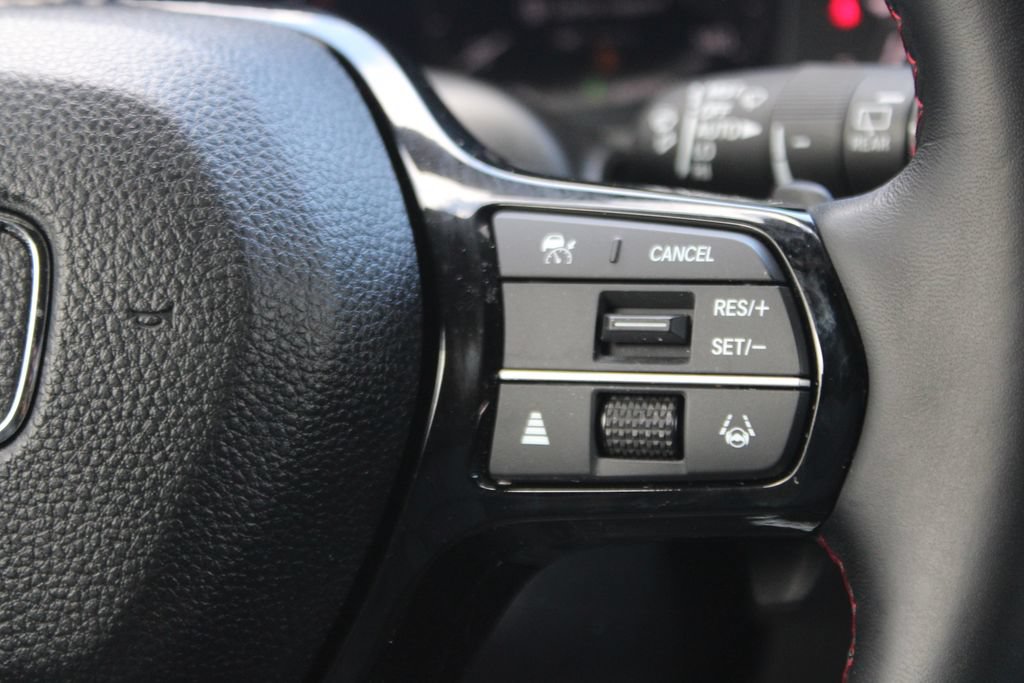 Certified 2025 Honda Pilot Black Edition image 20