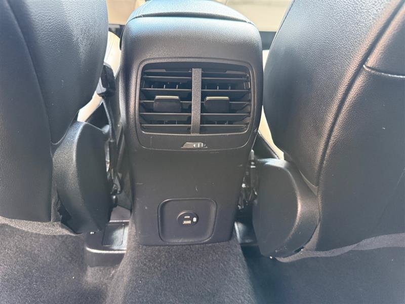 Used 2020 Ford Escape Titanium AWD/4WD image 39